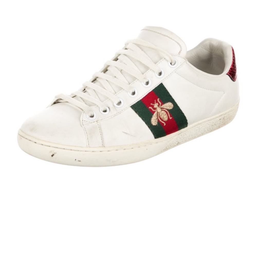 Gucci White Athletic Shoes with Red and Green Stripe